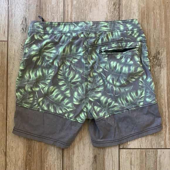 Globe Swim Shorts - Picture 2 of 3